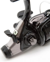 Daiwa Black Widow BR 5000