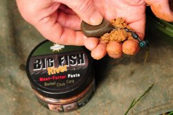 Dynamite Big Fish River Paste - Meat Furter