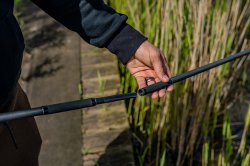 Fox Horizon X6 Landing Net Combo