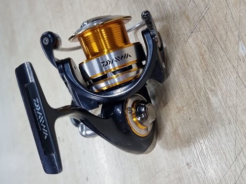 Daiwa Certate 2500 Front Drag Reel - USED